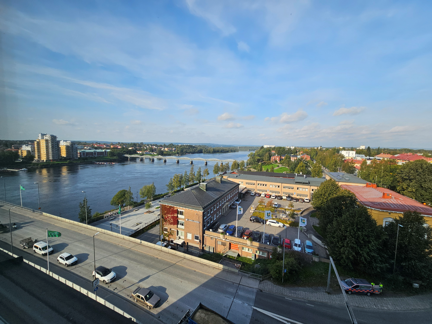 104 kvm på Västra Esplanaden 2, Umeå bild 1